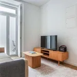 Rent 1 bedroom apartment of 51 m² in lisbon