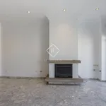 Rent 4 bedroom apartment in Valencia