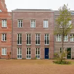 Huur 3 slaapkamer huis van 145 m² in 's-Gravenhage