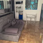 Rent 2 bedroom apartment of 30 m² in Napoli