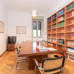 Rent 5 bedroom apartment of 200 m² in Brescia