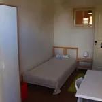 Rent a room in lisbon