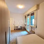 Rent 5 bedroom apartment of 180 m² in Modena