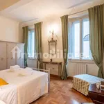 Rent 3 bedroom apartment of 100 m² in Florence