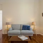 Rent 3 bedroom apartment in lisbon