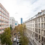 Appartement de 350 m² avec 1 chambre(s) en location à Lyon