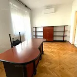 Rent 3 bedroom apartment of 114 m² in Gyor