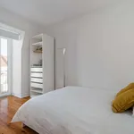 Rent a room in lisbon