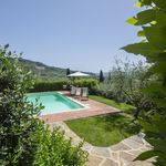 Rent 12 bedroom apartment of 450 m² in Cortona