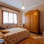 Rent 4 bedroom apartment of 120 m² in Genoa