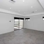 Rent 4 bedroom house in Golden Bay