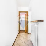 Rent 3 bedroom house of 102 m² in Lavena Ponte Tresa