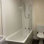 Rent 4 bedroom flat in Scotland