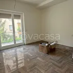 Affitto 3 camera appartamento di 105 m² in Rieti