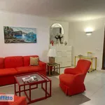 Rent 2 bedroom apartment of 60 m² in Naples