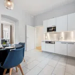 Rent 5 bedroom apartment of 154 m² in Wien