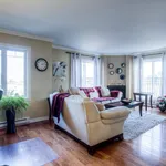 Rent 4 bedroom apartment in Laval (administrative region)