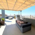 Alquilo 4 dormitorio casa de 263 m² en Madrid