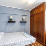 Rent 3 bedroom apartment in Valencia