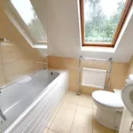 Rent 3 bedroom house in Chertsey