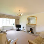 Rent 4 bedroom house in Hadley Wood