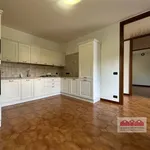 Rent 4 bedroom house of 165 m² in Costabissara