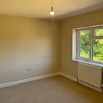 Rent 3 bedroom flat in South West England