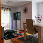 Rent 2 bedroom apartment of 87 m² in Vila Nova de Gaia