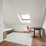 Huur 5 slaapkamer huis van 134 m² in Den Haag