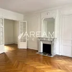 Rent 5 bedroom apartment of 148 m² in Paris