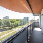 Pronajměte si 3 ložnic/e byt o rozloze 82 m² v Prague