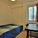 Rent 4 bedroom apartment in Valencia