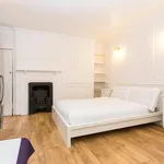 Rent 3 bedroom flat of 116 m² in London