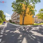 Pronajměte si 4 ložnic/e byt o rozloze 6889 m² v Litvínov