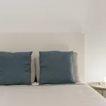 Rent 7 bedroom apartment in Barcelona