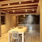 Rent a room of 100 m² in barcelona