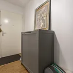 Rent 1 bedroom apartment of 92 m² in Paris