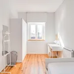 Rent 10 bedroom apartment in porto