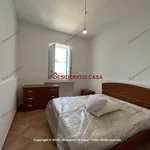 Rent 3 bedroom house of 80 m² in Santa Flavia