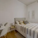 Rent a room of 125 m² in madrid