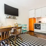 Rent 2 bedroom apartment of 27 m² in Paris