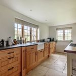 Rent 4 bedroom house in South East England