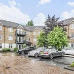 Flat to rent in Maidenhead, Berkshire SL6