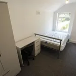 Rent 4 bedroom flat in West Midlands