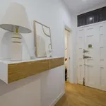 Rent a room of 100 m² in madrid