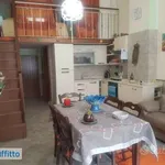 Affitto 3 camera appartamento di 60 m² in Palermo