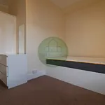 Rent 4 bedroom house in Leeds