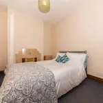 Rent 4 bedroom flat in Canterbury