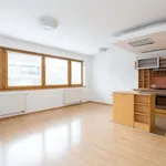 Rent 4 bedroom apartment of 122 m² in Prague