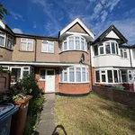 Rent 3 bedroom house in London